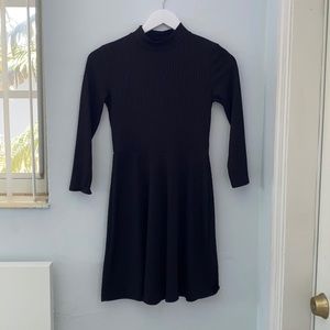 FOREVER 21 Black Long Sleeve Textured Dress